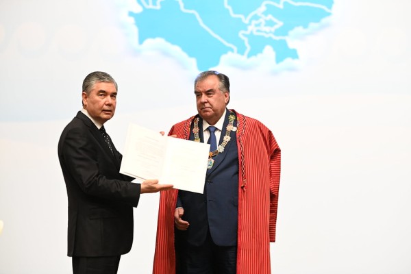 President Emomali Rahmon Awarded the Mark of Honour of the Heads of Central Asian States