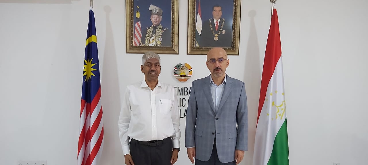 Meeting of the Ambassador with the General Manager of  KCK Pharmaceutical Industries