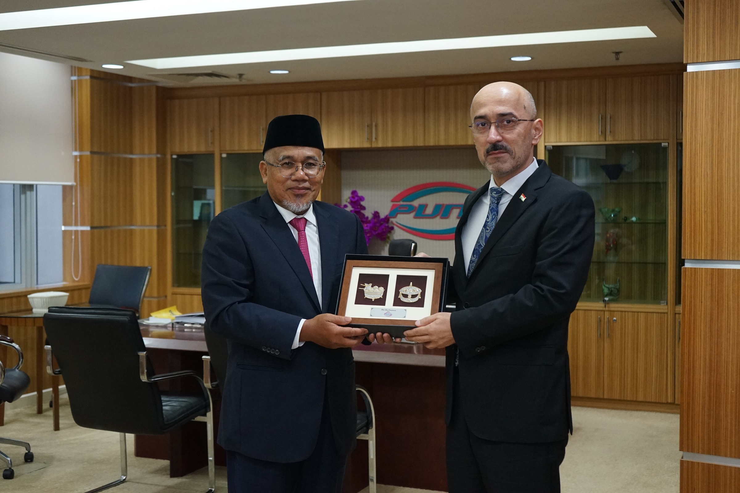 Meeting of Ambassador with the Head of Tajikistan-Malaysian Inter-Parliamentary Friendship Group