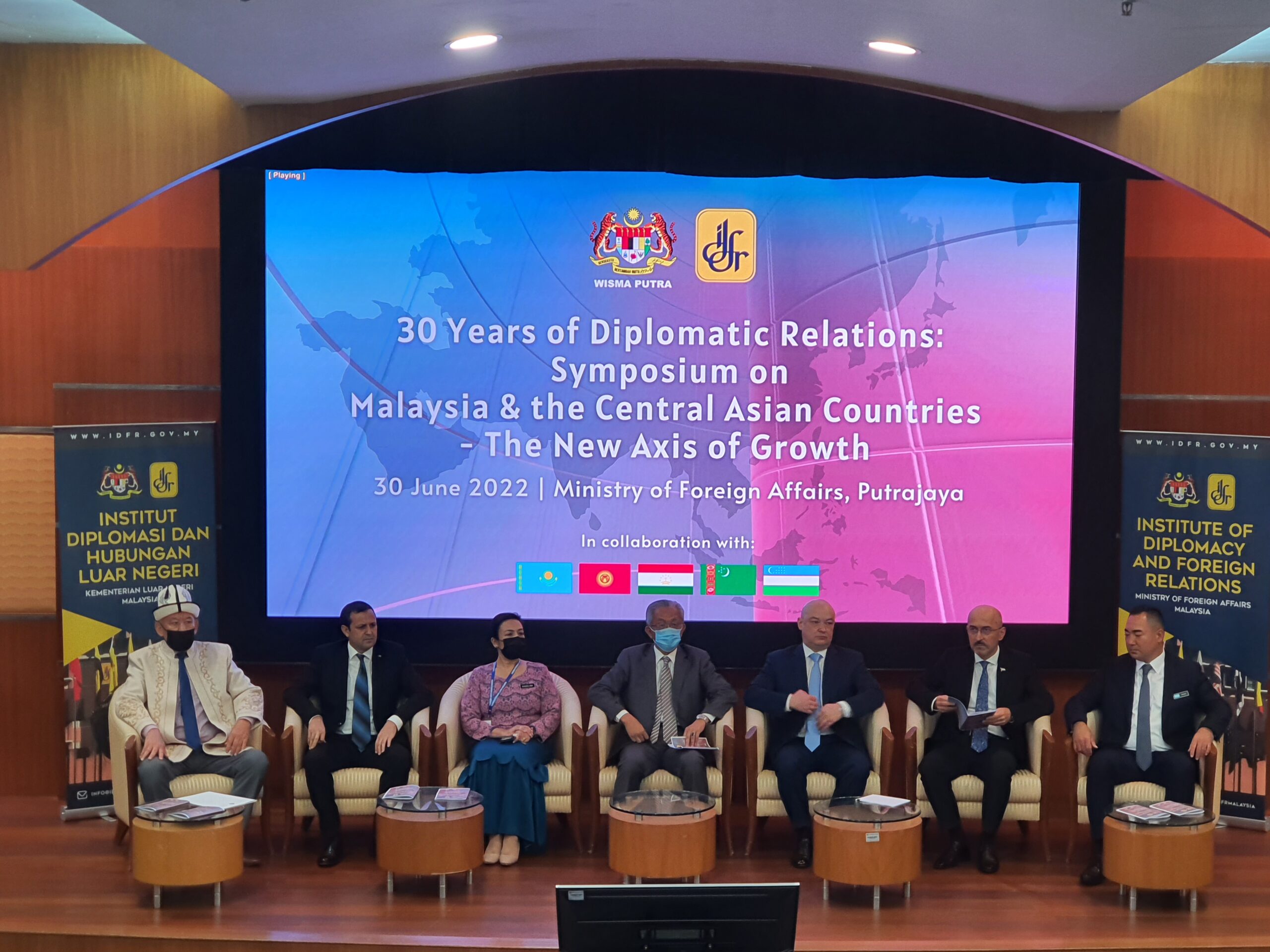 <strong>Embassy of Tajikistan c</strong><strong>elebrating the 30th anniversary of the establishment of diplomatic relations with Malaysia</strong>