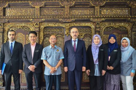 Meeting of Ambassador with Director General of Department of Museums Malaysia