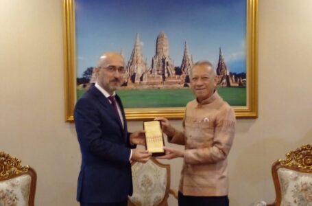 Meeting of Ambassador with the Minister of Tourism and sports  of the Kingdom of Thailand
