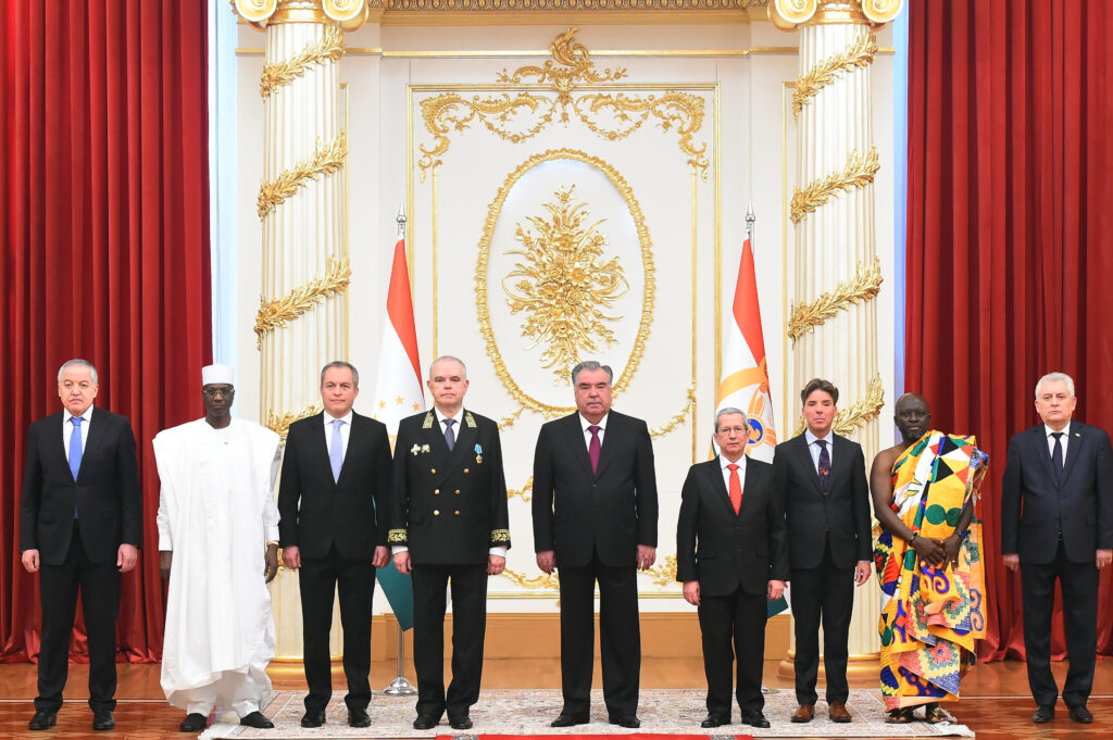 Receiving of credentials from newly appointed ambassadors of Russia, Cuba, Mexico, Argentina, Chad and Ghana