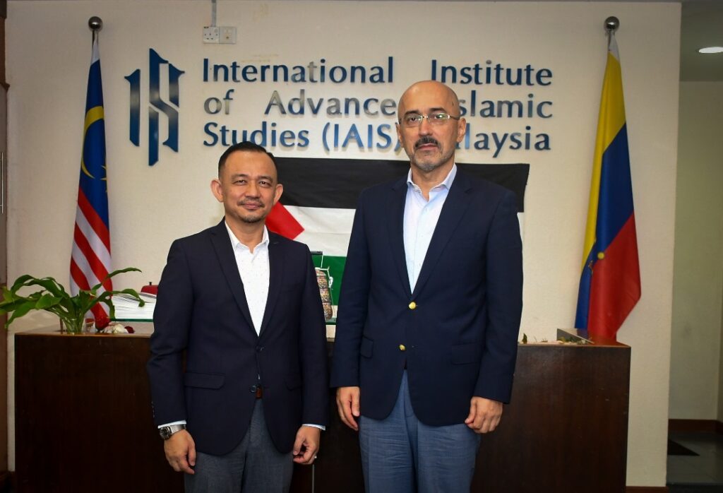 Meeting with Chairman of the International Institute of Advanced Islamic Studies of Malaysia (IAIS)