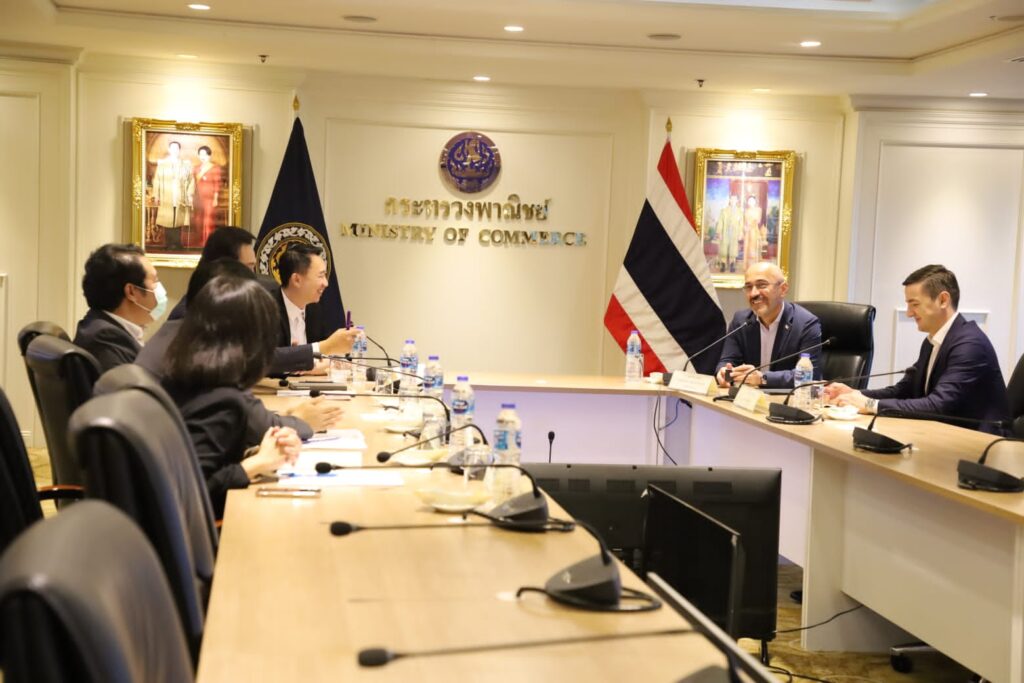 Meeting of the Tajikistan Ambassador at the Public Warehouse Organization of Thailand