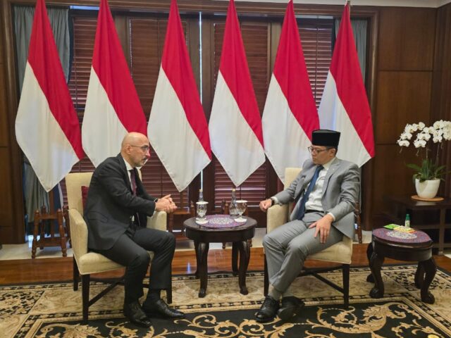 Ambassador of Tajikistan meets with Indonesian Foreign Minister