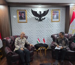 Ambassador of Tajikistan meets with Minister of Higher Education, Science and Technology of Indonesia